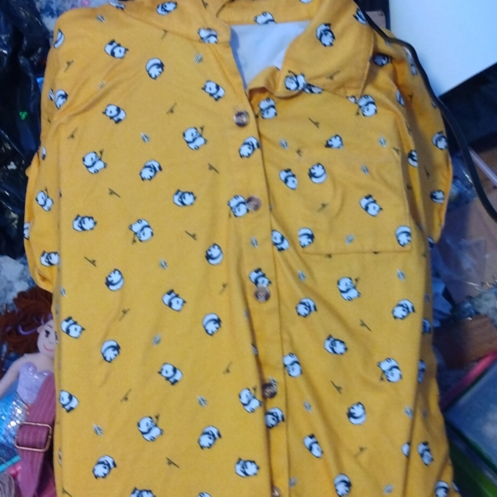 Girls large yellow panda shirt